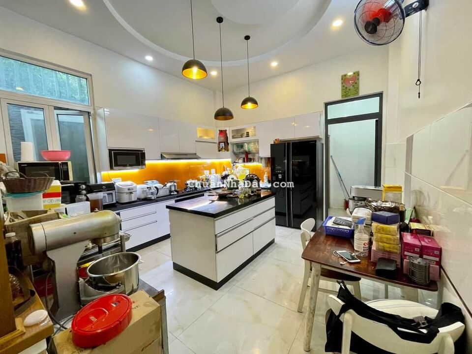 BÁN NHÀ KHU P/L TÔ HIỆU THIẾT KẾ SANG TRỌNG NỘI THẤT VIP 5TẦNG NGANG BỀ THẾ 6X16M  HẺM 8M