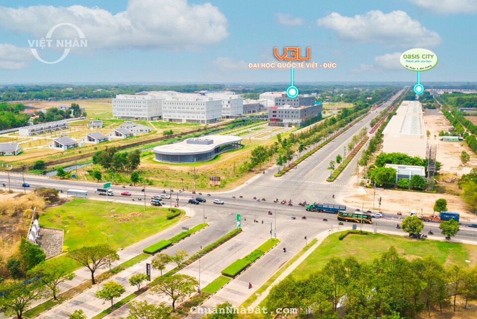 Bán nhà phố thương mại 2 mặt tiền ngay tuyến đường huyết mạch của Bến Cát