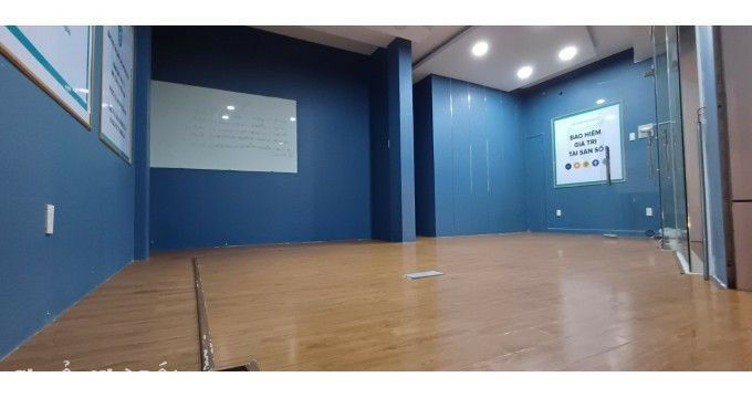 Cho thuê MBKD Quận Tân Bình, Ngang 10m, WC riêng, Lối đi riêng, giá thuê 15tr/tháng Cho thuê MBKD Quận Tân Bình, Ngang 10m, WC riêng, Lối đi riêng, giá thuê 15tr/tháng