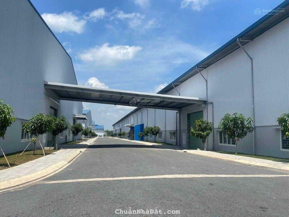 Cho thuê kho xưởng diện tích 3500m, đường CN4 trong KCN Tân Bình, Q.Tân Phú, giá 85k/m/tháng Cho thuê kho xưởng diện tích 3500m, đường CN4 trong KCN Tân Bình, Q.Tân Phú, giá 85k/m/tháng