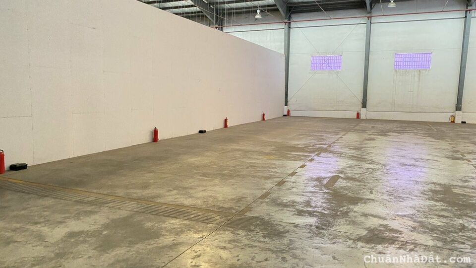 Cho thuê kho xưởng Quốc Lộ 1A, Thủ Đức, DT 1000m2, giá thuê 100k/m2, vị trí mặt tiền đường QL Cho thuê kho xưởng Quốc Lộ 1A, Thủ Đức, DT 1000m2, giá thuê 100k/m2, vị trí mặt tiền đường QL