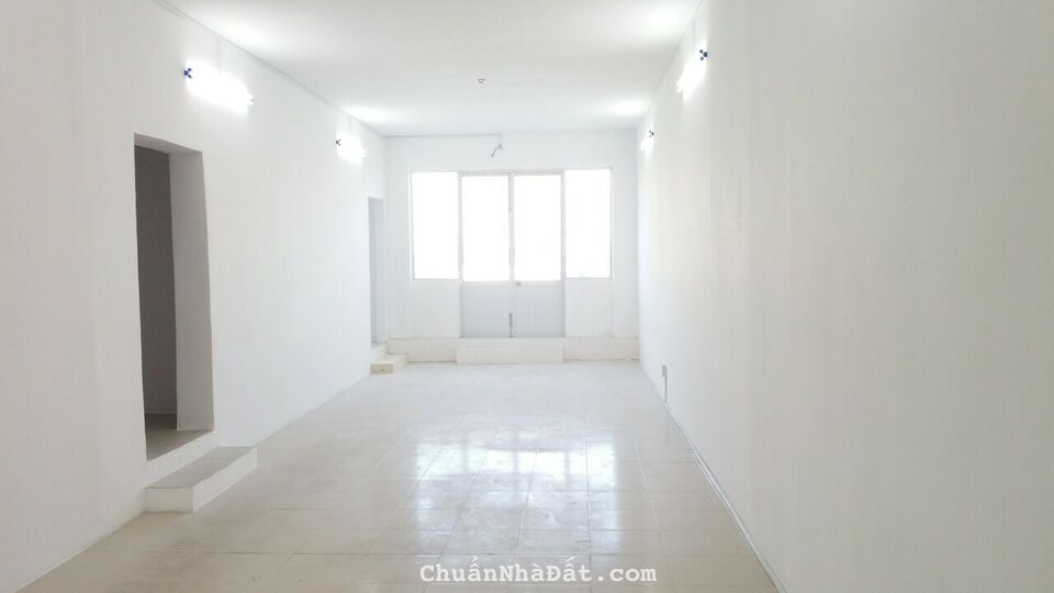 NHÀ MẶT PHỐ 70-72-74 NGUYỄN TẤT THÀNH, TRUNG TÂM QUẬN 4, NGANG 8-12M, THUẬN TIỆN KD!