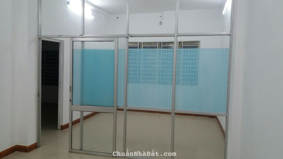 NHÀ MẶT PHỐ 70-72-74 NGUYỄN TẤT THÀNH, TRUNG TÂM QUẬN 4, NGANG 8-12M, THUẬN TIỆN KD!