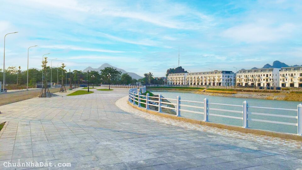 ĐẤT TRUNG TÂM HÀNH CHÍNH HUYỆN, MẶT ĐƯỜNG QL 30M, GIÁ CHỈ HƠN 10TR/M2