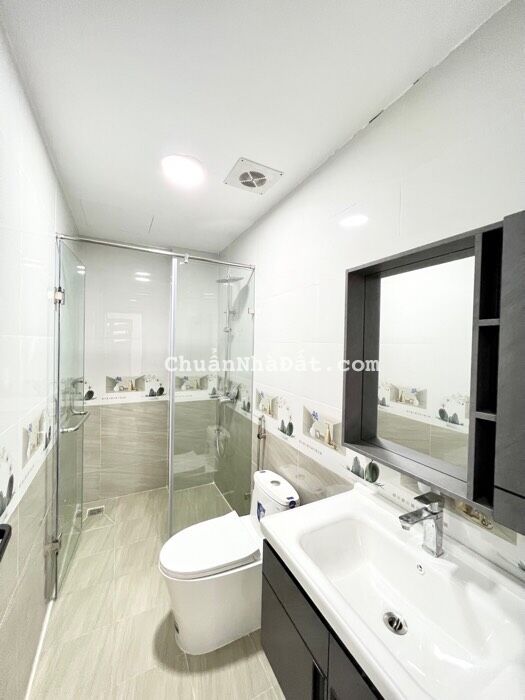 Đầu tư -Tây Hồ - Phân Lô- Ô Tô đỗ cổng – 5 Tầng mới- Hàng xóm Ciputra – Nhỉnh 4 tỷ