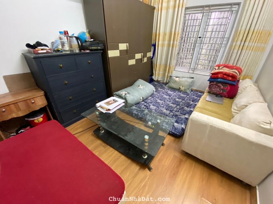 Hiếm- Hoàng Hoa Thám –Bưởi-Nhà mới- Mặt ngõ 3m- Mặt tiền 5.5m – 3 tỷ. Hiếm- Hoàng Hoa Thám –Bưởi-Nhà mới- Mặt ngõ 3m- Mặt tiền 5.5m – 3 tỷ.