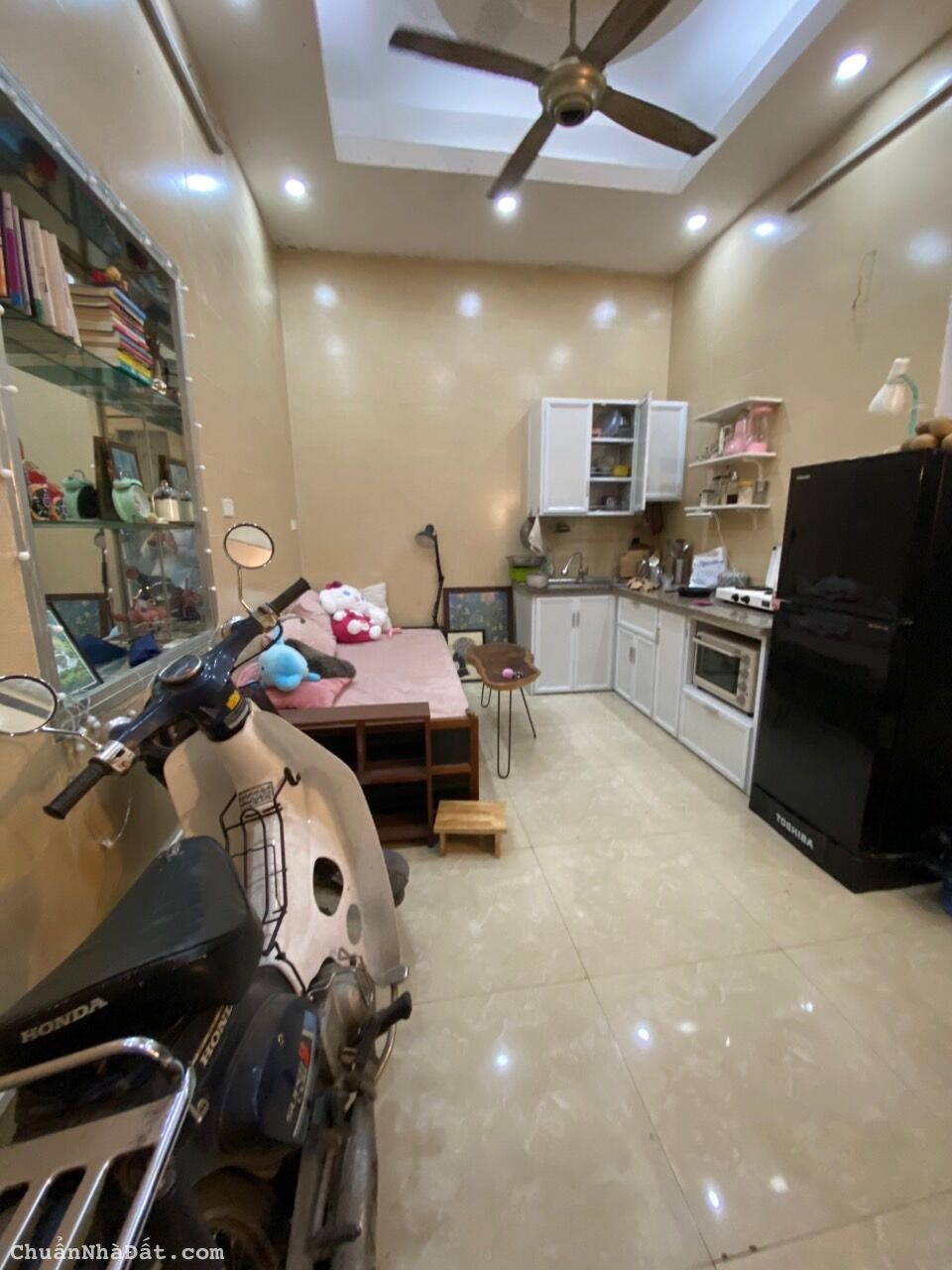 Hiếm- Hoàng Hoa Thám –Bưởi-Nhà mới- Mặt ngõ 3m- Mặt tiền 5.5m – 3 tỷ. Hiếm- Hoàng Hoa Thám –Bưởi-Nhà mới- Mặt ngõ 3m- Mặt tiền 5.5m – 3 tỷ.