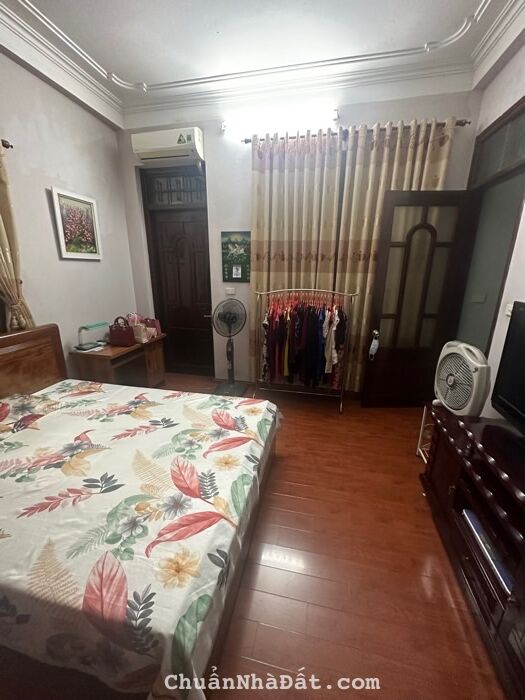 Tây Hồ - Hoàng Hoa Thám- Mặt ngõ thông- Lô góc 3 mặt thoáng- Mặt tiền 6m – 3.85 tỷ 