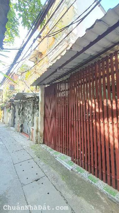 Hiếm- Đầu tư- Đội Cấn- Mặt ngõ  thông- 51m sổ đỏ- Mặt tiền 4.55m - 5 tỷ 