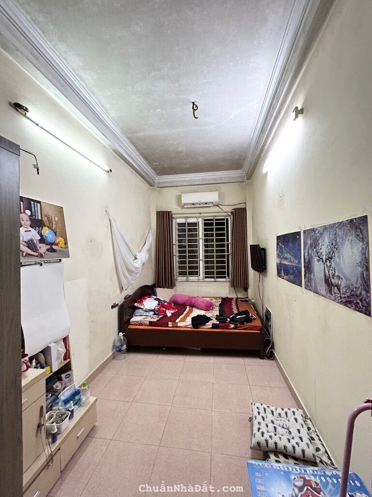 Tây Hồ- Ngõ 66 Võng Thị - Nhà đẹp 3 tầng ở ngay- 36m Sổ đỏ - Mặt Tiền khủng 5m – 3.5 tỷ