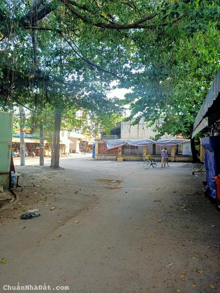 Bán dãy nhà trọ ngay Emart - Dương Quảng Hàm, P.5 Gò Vấp 500m, DT: 26x 11m 223,76m2 giá 14,5 tỷ TL