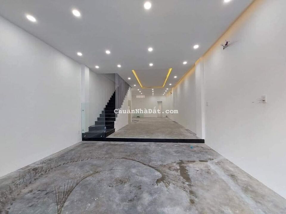 Cho thuê nhà mặt tiền Hoà Cường Nam, Hải Châu, gần trường Skyline