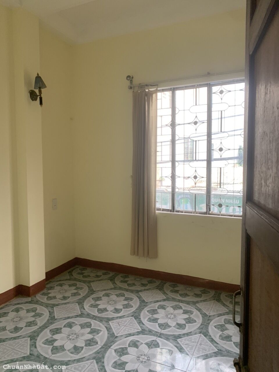 Cho thuê nhà 3 tầng mặt tiền Đống Đa , Hải Châu. Cho thuê nhà 3 tầng mặt tiền Đống Đa , Hải Châu.