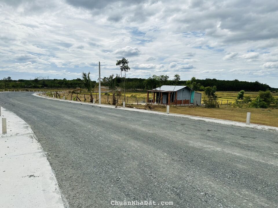 Đất ngay trung tâm Lộc Ninh thanh toán 190tr sở hữu ngay