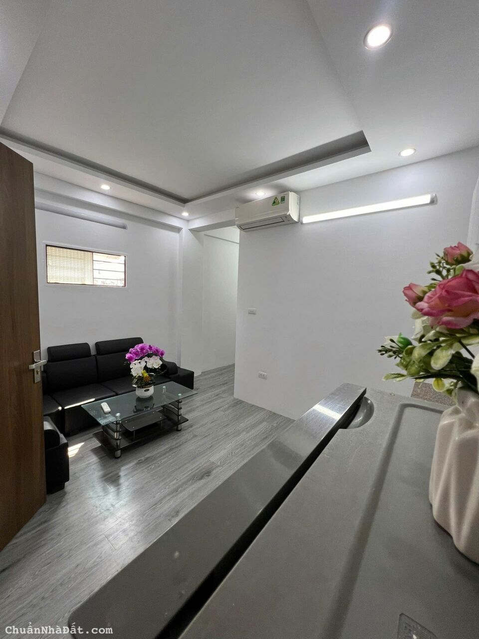 Bán chung cư đường Triều Khúc, Thanh Xuân, 42m2, nhà đẹp, ngõ thông, gần phố Bán chung cư đường Triều Khúc, Thanh Xuân, 42m2, nhà đẹp, ngõ thông, gần phố