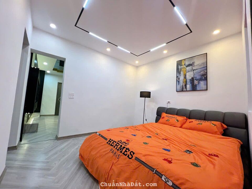 ĐẸP NHƯ KHÁCH SẠN, TẬP THỂ MẶT PHỐ ĐẠI LA, HAI BÀ TRƯNG, 90M2, 2  MẶT THOÁNG, VIEW PHỐ