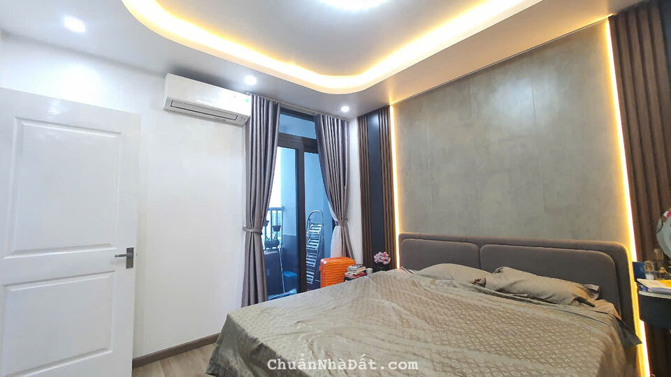 Bán căn hộ chung cư Đường Nghiêm Xuân Yêm, Thanh Trì, 102m2, lô góc, nhà đẹp lung linh Bán căn hộ chung cư Đường Nghiêm Xuân Yêm, Thanh Trì, 102m2, lô góc, nhà đẹp lung linh
