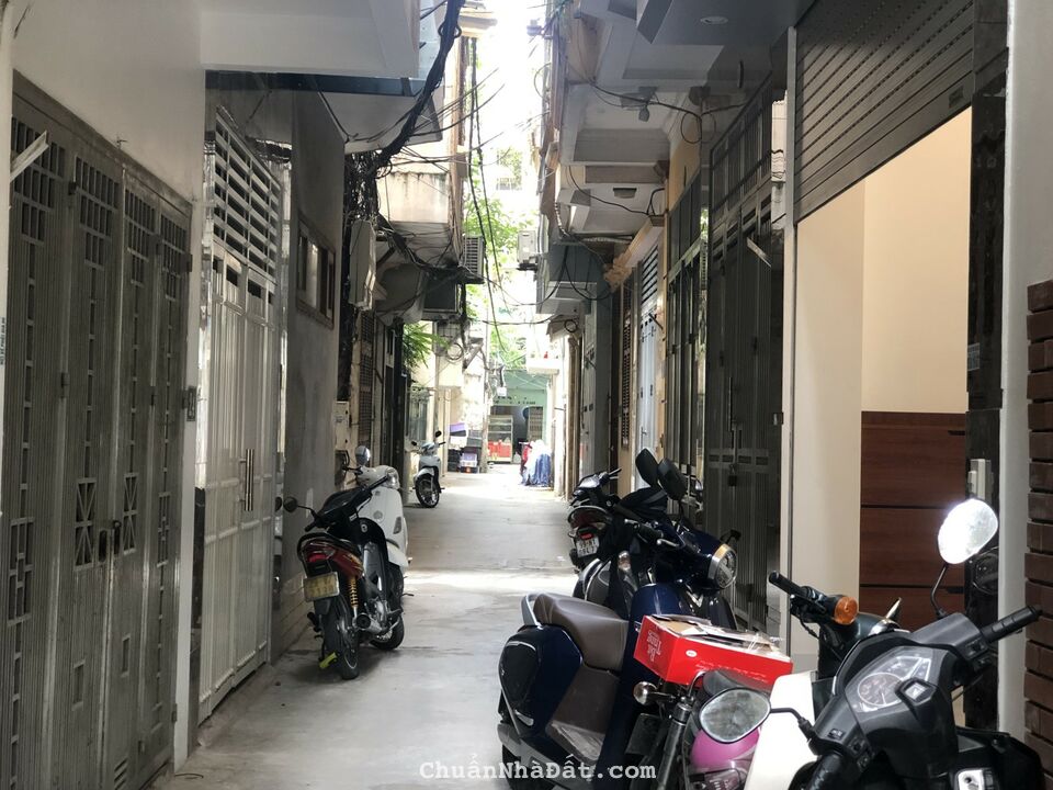 BÁN NHÀ ĐƯỜNG LÁNG, ĐỐNG ĐA HƠN 100 TR/M2, NGÕ THÔNG, 10M RA MẶT PHỐ