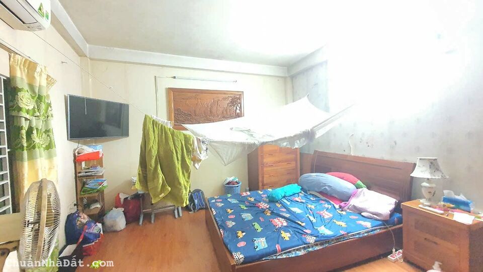 BÁN NHÀ ĐƯỜNG LÁNG, ĐỐNG ĐA HƠN 100 TR/M2, NGÕ THÔNG, 10M RA MẶT PHỐ