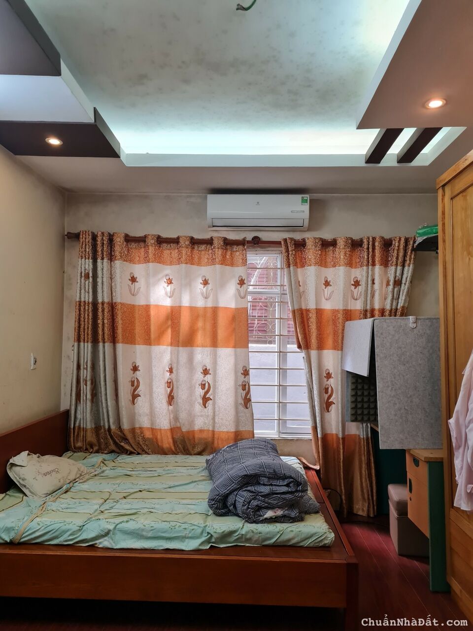 Hơn 3 tỷ! Bán nhà phố Hào Nam, Đống Đa, nhà dân xây, ngõ thông, 27m, 5 tầng