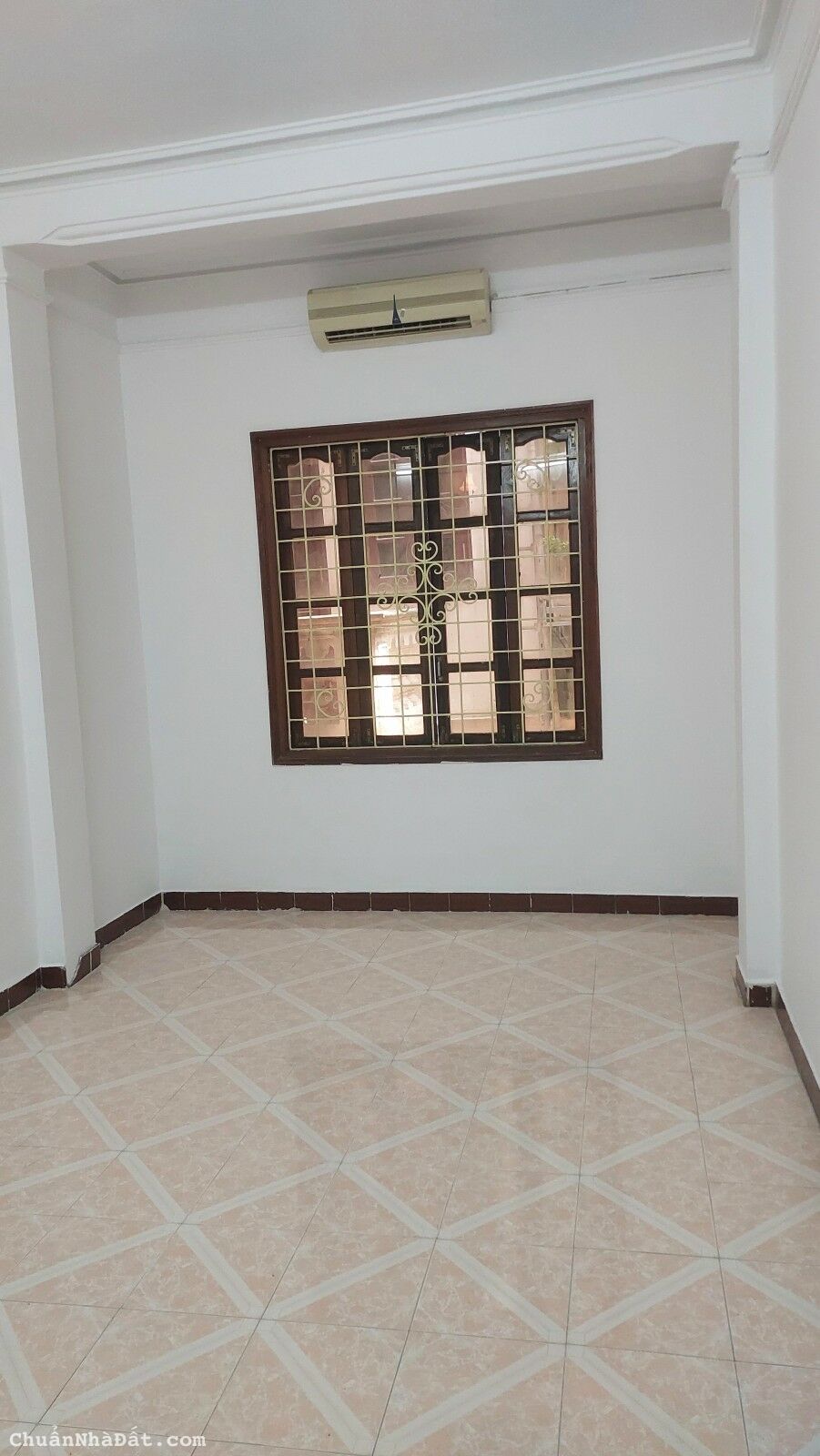 BÁN NHÀ PHỐ HÀO NAM ĐỐNG ĐA, NHÀ DÂN XÂY 2 MẶT NGÕ, NGÕ THÔNG