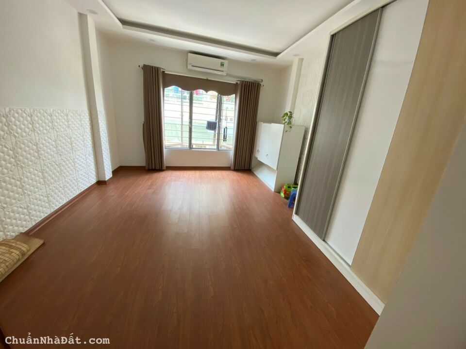 Bán nhà phố Hạ Đình, Thanh Xuân, nhà đẹp ở luôn, gần phố, DT 33m2 x 5T chỉ 4.55 tỷ