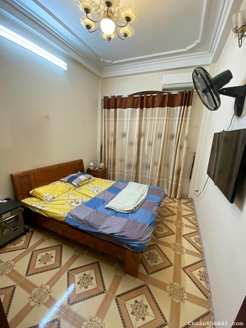 Bán nhà phố Lê Trọng Tấn, Thanh Xuân, nhà dân xây, gần phố, gần ô tô, sổ vuông Bán nhà phố Lê Trọng Tấn, Thanh Xuân, nhà dân xây, gần phố, gần ô tô, sổ vuông