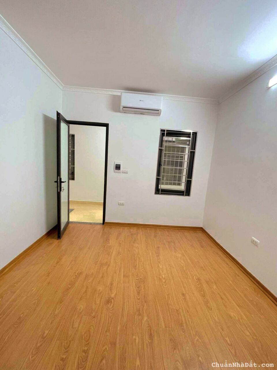 Bán nhà phố Phương Mai, Đống Đa, nhà đẹp ở luôn, ngõ rộng, gần ô tô, 30m, 4 tầng