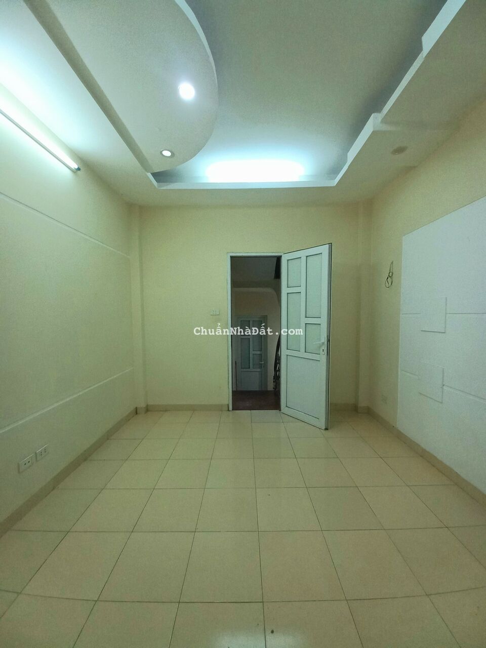 BÁN NHÀ PHỐ QUAN NHÂN THANH XUÂN, 6 PHÒNG CHO THUÊ, NGÕ RỘNG 36m2,5T