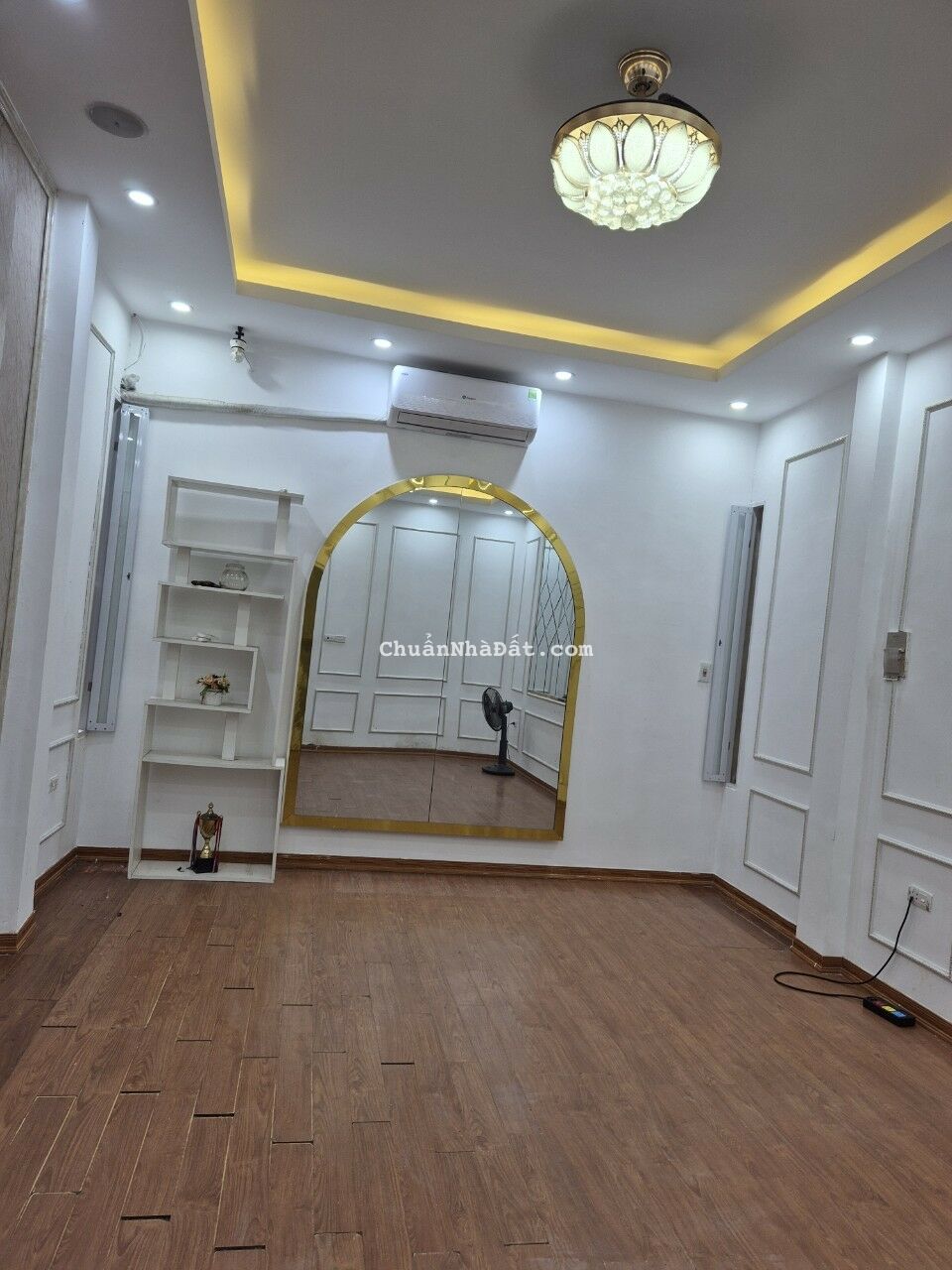 SIÊU HIẾM! BÁN NHÀ ĐƯỜNG LA THÀNH ĐỐNG ĐA NHÀ ĐẸP Ở LUÔN 10M Ô TÔ 28M2, 5T