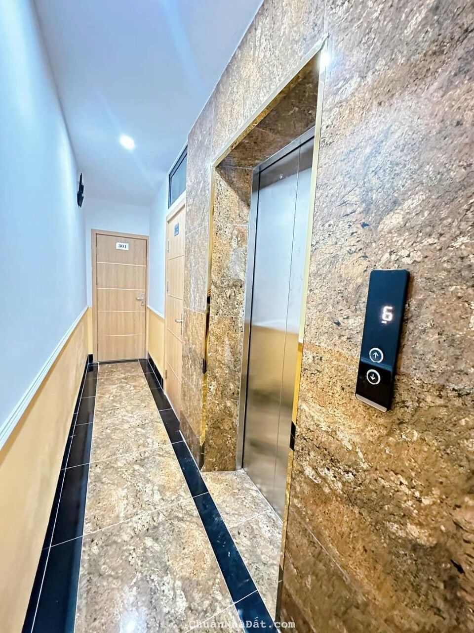 BÁN TÒA CCMN PHỐ MINH KHAI HAI BÀ TRƯNG NGÕ THÔNG, 10PKK, DÒNG TIỀN 70TR/THÁNG