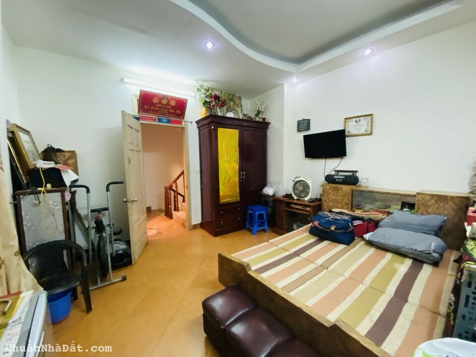 BÁN NHÀ NGUYỄN VĂN TRỖI, NHÀ ĐẸP GIÁ TỐT, 20M RA MẶT PHỐ, DT 33M2,4T BÁN NHÀ NGUYỄN VĂN TRỖI, NHÀ ĐẸP GIÁ TỐT, 20M RA MẶT PHỐ, DT 33M2,4T