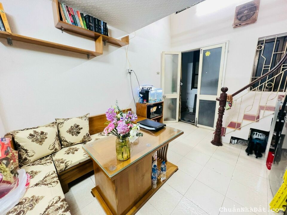 SIÊU HIẾM! BÁN NHÀ TRƯỜNG CHINH – 4 TẦNG - GẦN Ô TÔ – SỔ RIÊNG CHỈ 1.66 TỶ SIÊU HIẾM! BÁN NHÀ TRƯỜNG CHINH – 4 TẦNG - GẦN Ô TÔ – SỔ RIÊNG CHỈ 1.66 TỶ