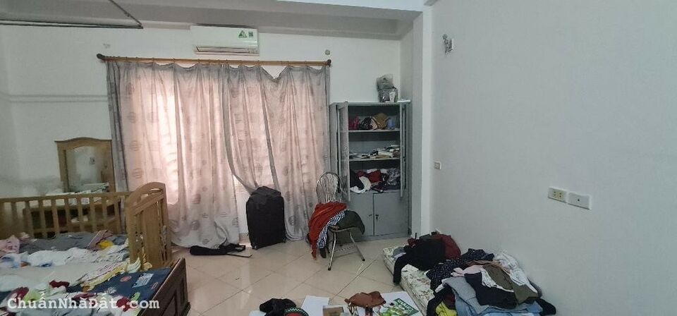 Bán nhà đường Đê La Thành, Đống Đa, nhà đẹp, gần ô tô, gần phố, DT 35m, 5T chỉ 4.6 tỷ