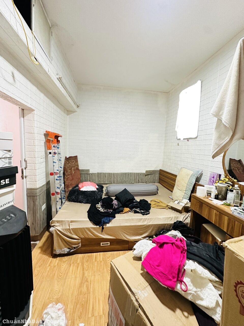 CHỈ HƠN 1 TỶ! BÁN NHÀ ĐẠI CỒ VIỆT, SỔ ĐỎ RIÊNG, NGÕ RỘNG GẦN PHỐ