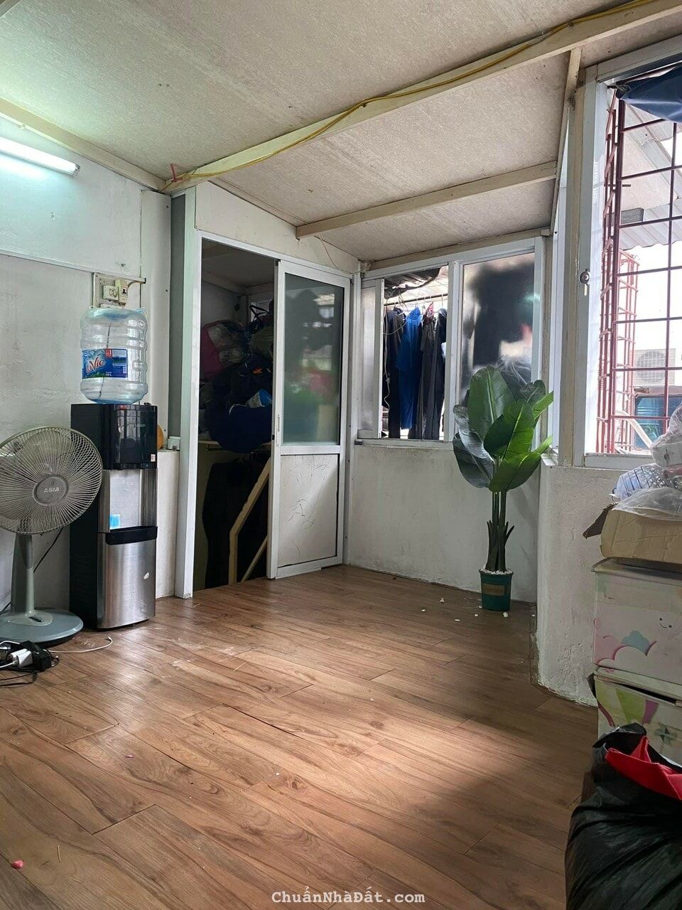 Hiếm! Bán nhà đường Đại Cồ Việt, Hai Bà Trưng, lô góc, sổ riêng, 20m, 3T chỉ 1.85 tỷ