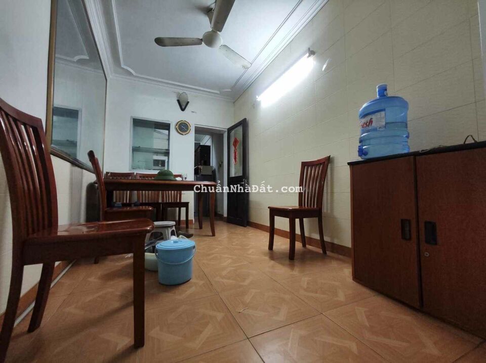 Cho thuê nhà riêng phố Ngọc Hà, Ba Đình, diện tích 42m2, 3 tầng, 3 ngủ full đồ, gần phố Cho thuê nhà riêng phố Ngọc Hà, Ba Đình, diện tích 42m2, 3 tầng, 3 ngủ full đồ, gần phố