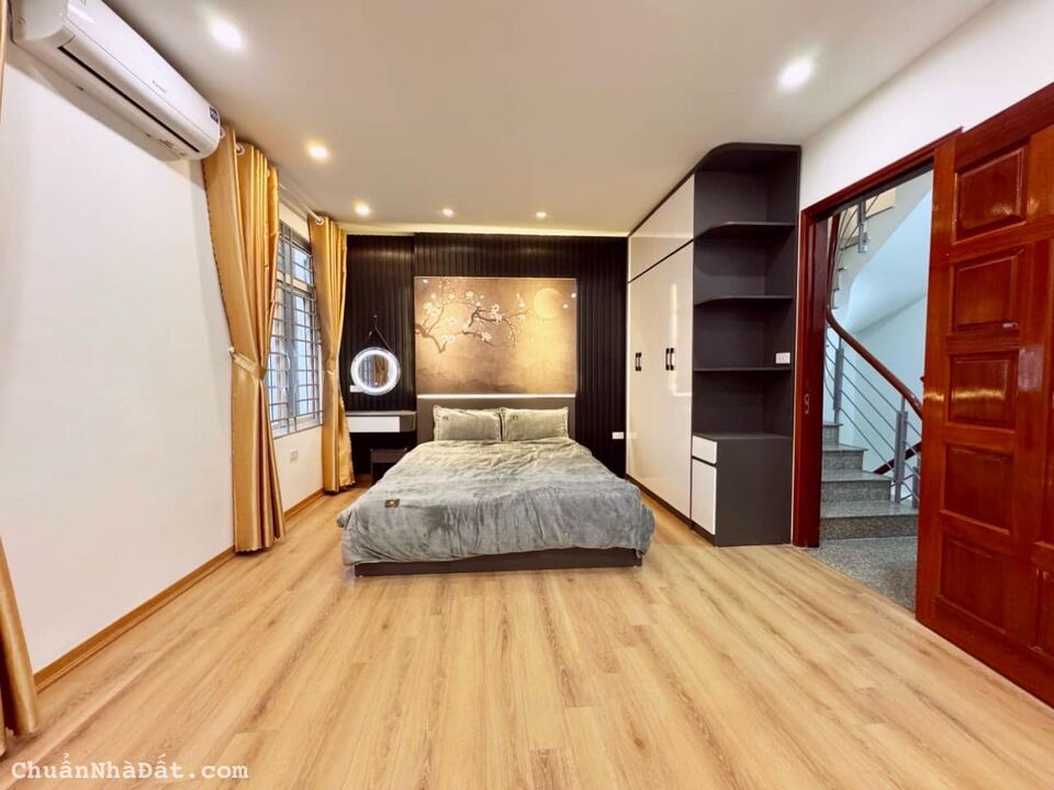 Bán nhà ngõ Núi Trúc, Ba Đình 40m2 giá 4.15 tỷ, 5 tầng, 4PN, MT 4m Bán nhà ngõ Núi Trúc, Ba Đình 40m2 giá 4.15 tỷ, 5 tầng, 4PN, MT 4m