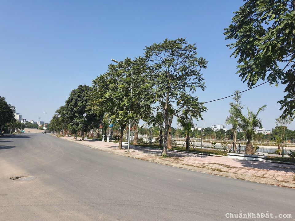 💥Chính chủ bán đất Ngọc Thụy Dt 86m² Mt 4.5m Ph.lô Thông 2 V.hè Oto tránh View C.viên Nhỉnh 10 tỷ