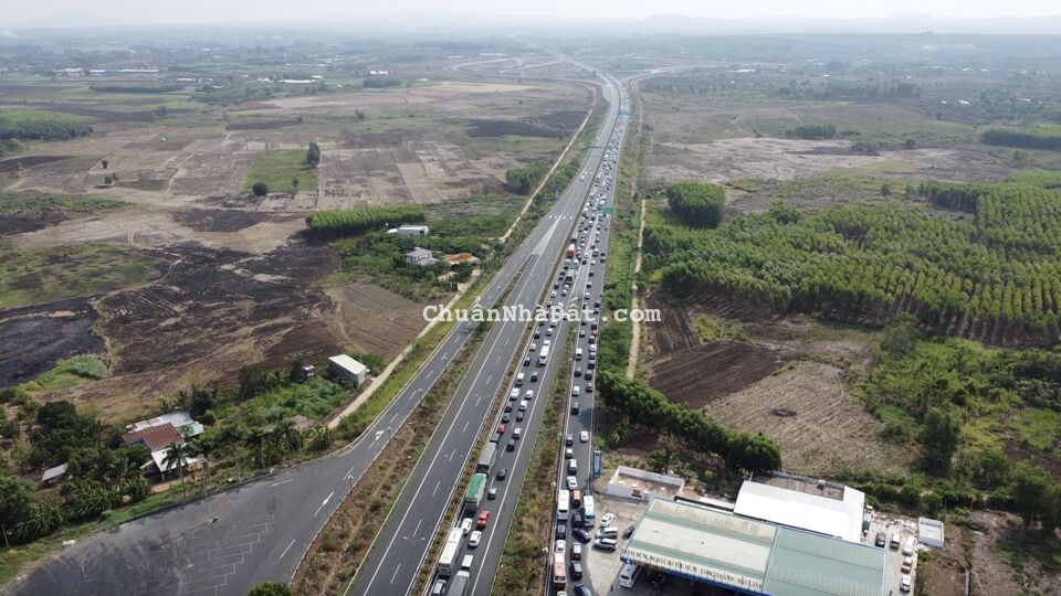 Cần bán nhanh lô đất mặt tiền đường dẫn cao tốc Phan Thiết, xuống siêu dự án NoVa 