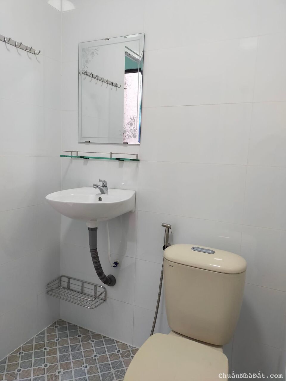 Cho thuê NHÀ MỚI . Hẻm đường Trần Hoàng Na . ☆ Thuận tiện ở và kinh doanh . Giá chỉ 7 triệu Cho thuê NHÀ MỚI . Hẻm đường Trần Hoàng Na . ☆ Thuận tiện ở và kinh doanh . Giá chỉ 7 triệu