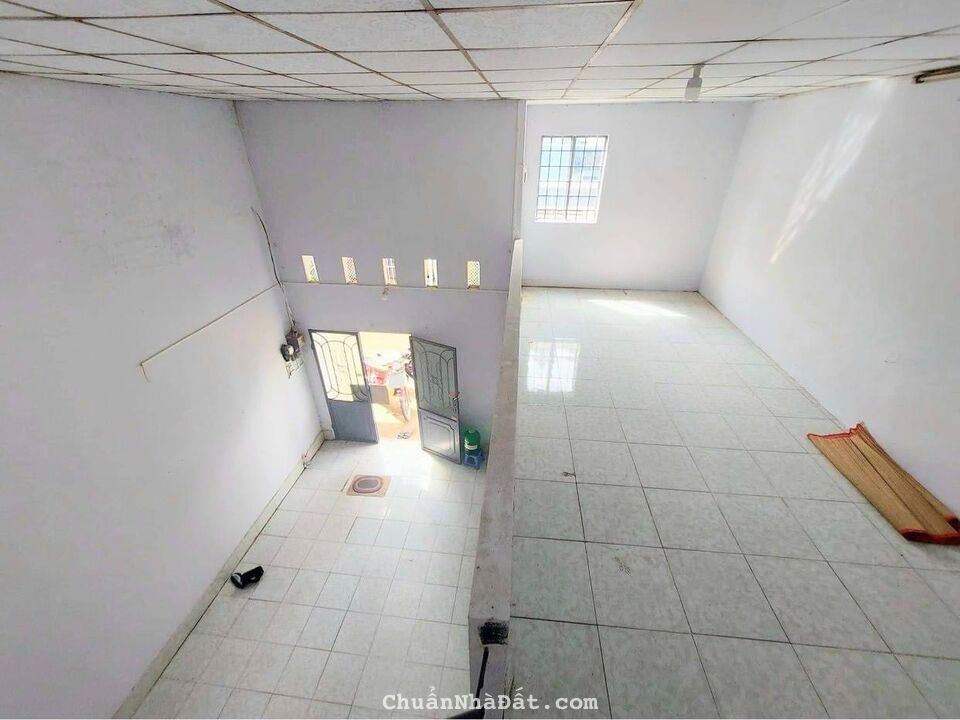 CHO THUÊ NHÀ MẶT TIỀN LỘ CÂY GÒN, ĐƯỜNG TRẦN NAM PHÚ, NINH KIỀU. Chỉ 3,8 triệu