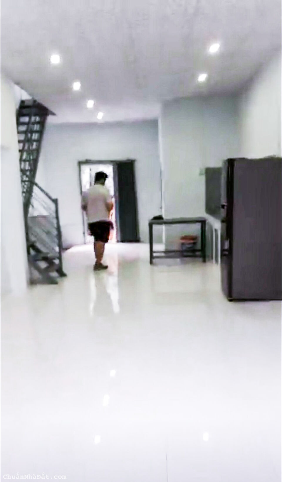 CHO THUÊ NHÀ ( ĐẦY ĐỦ NỘI THẤT ) . HẺM 24 Đ. VÕ THỊ SÁU - Q . NINH KIỀU. 2 PN - GIÁ CHỈ 5,5 TRIỆU