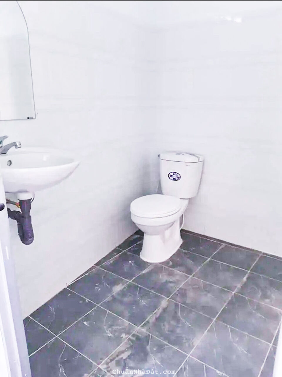 CHO THUÊ NHÀ ( ĐẦY ĐỦ NỘI THẤT ) . HẺM 24 Đ. VÕ THỊ SÁU - Q . NINH KIỀU. 2 PN - GIÁ CHỈ 5,5 TRIỆU