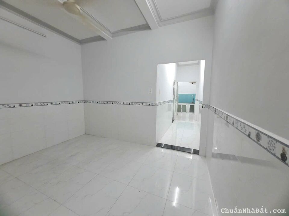 BÁN NHÀ LÝ THÁI TỔ, QUẬN 10, 55M2, NGANG 4M, GẦN HXH, 4 TỶ HƠN 