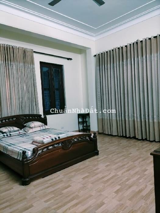 💥Bán Biệt thự Giảng Võ, 169m² x 4T Mt 8m, gần Phố, Ô tô đỗ cổng, Ở Kd Vp Đ.tư, Nhỉnh 20 tỷ