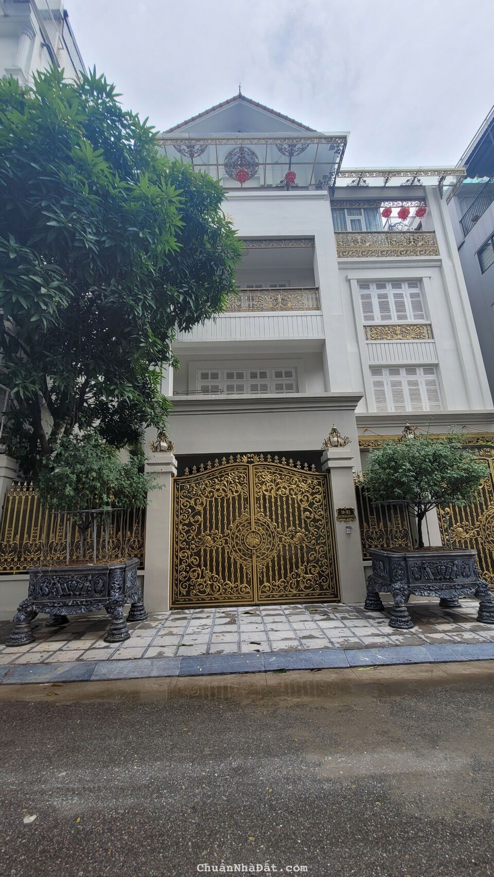 Bán BT mặt đường KDT Mễ Trì Hạ. DT 110m2 x 4T, Mt 7,5m. Giá 33 tỷ Bán BT mặt đường KDT Mễ Trì Hạ. DT 110m2 x 4T, Mt 7,5m. Giá 33 tỷ