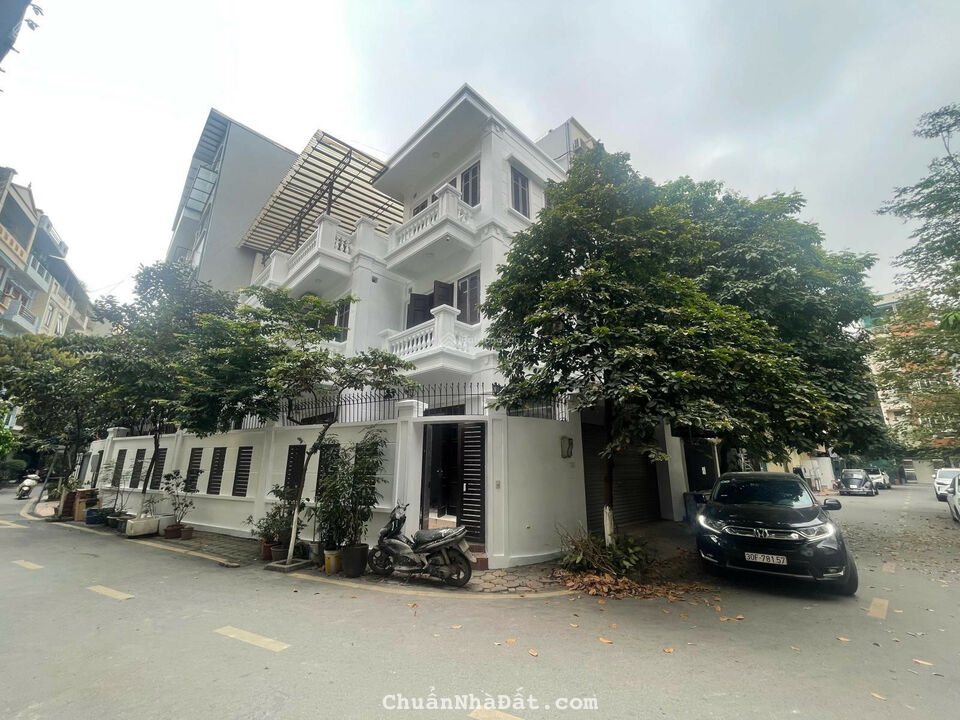 Bán BT KDT Mỗ Lao. DT 152m2 xây 3 tầng, Lô góc. Giá 24 tỷ. 