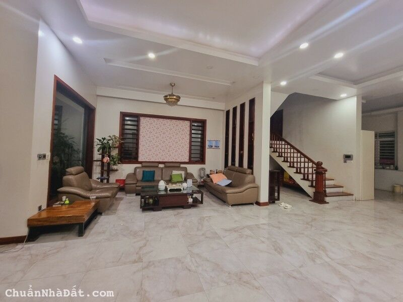 Biệt thự Nguyễn Cơ Thạch, Mỹ Đình 1, Nam Từ Liêm. 200mx4; MT 10m; giá 40 tỷ