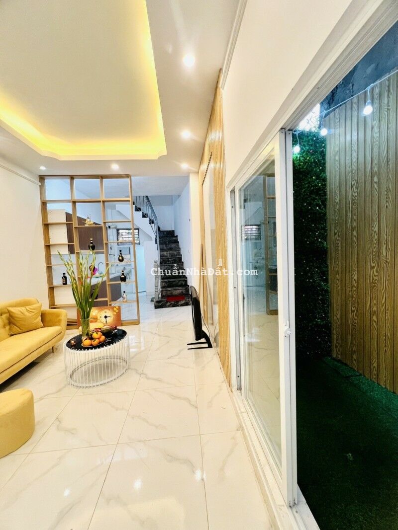 Bán nhà Kim Mã, Ba Đình. 46mx5; giá 4 tỷ 95.